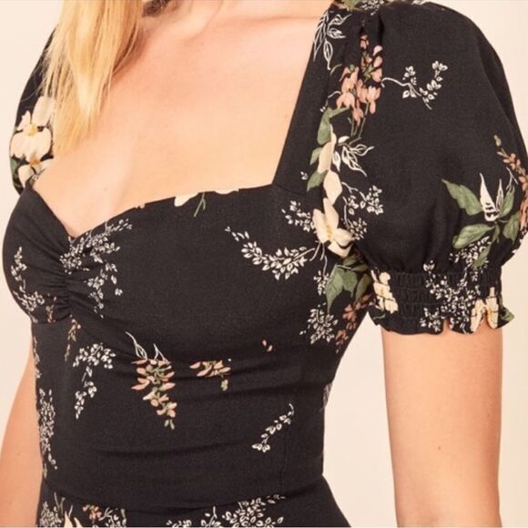 NWT Reformation Lacey Smocked Sleeve Dress Isabella Size 0 - Picture 3 of 16